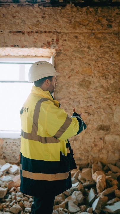 Fiscalização de obra e coordenação de segurança para garantir qualidade e conformidade